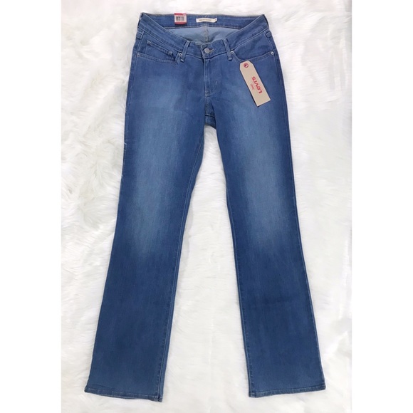 NEVER USED, Levi’s curvy bootcut jeans - Picture 3 of 6